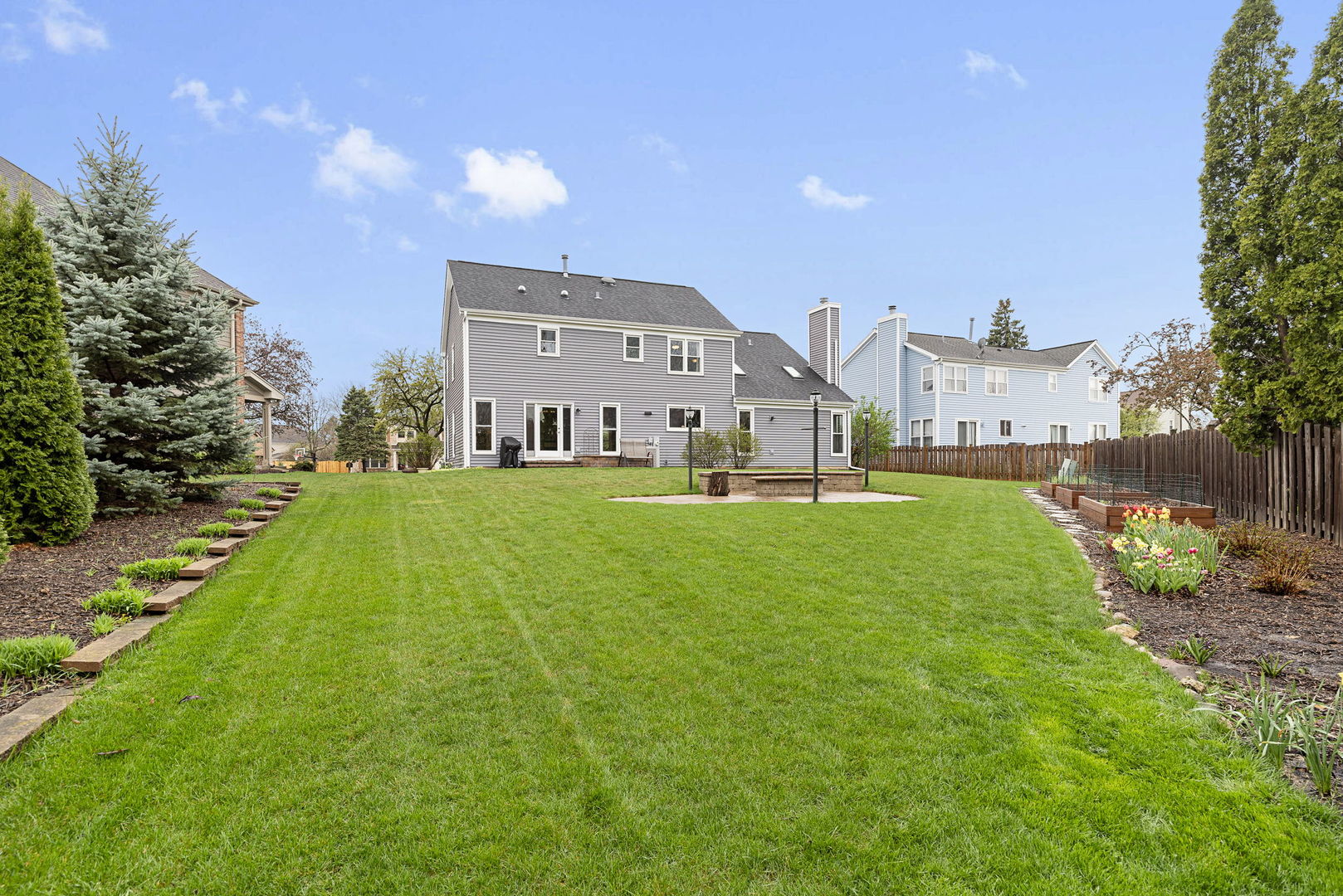 541 Salceda Lane, Mundelein, IL 60060