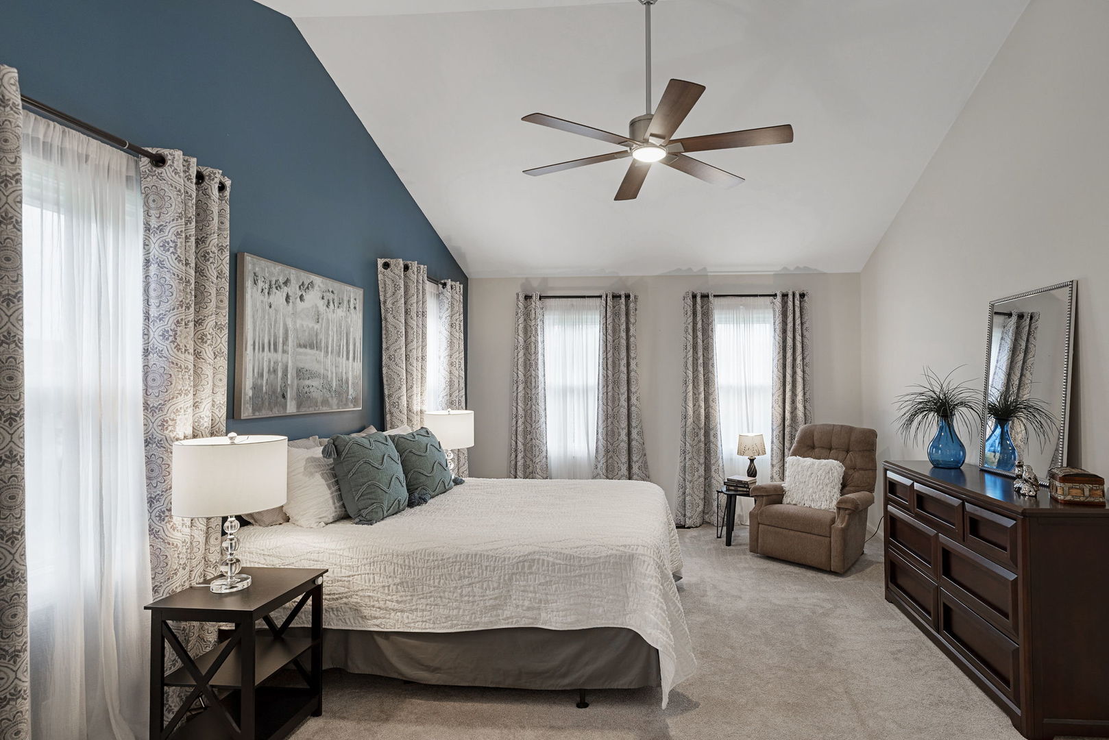 541 Salceda Lane, Mundelein, IL 60060