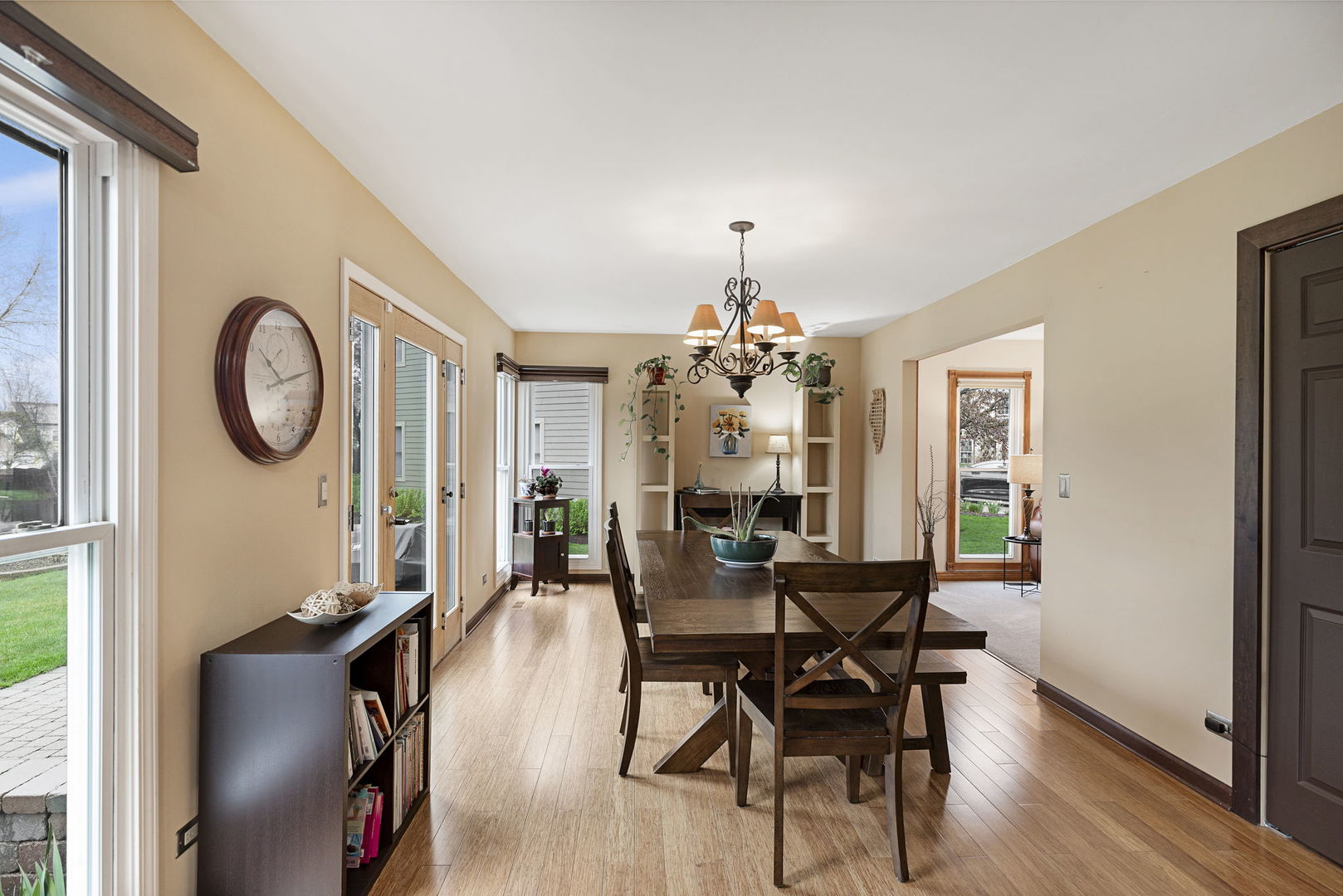 541 Salceda Lane, Mundelein, IL 60060