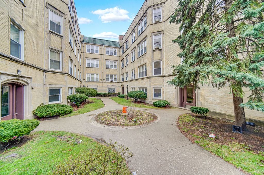 7019 S Merrill Avenue #106, Chicago, IL 60649