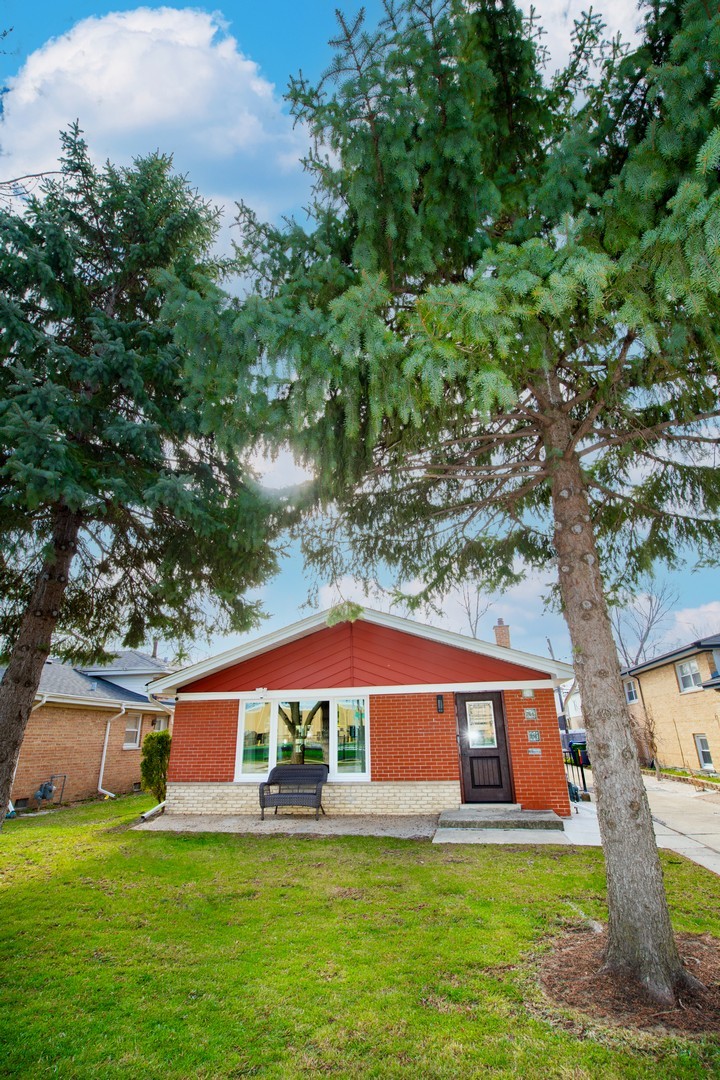 9342 Austin Avenue, Oak Lawn, IL 60453