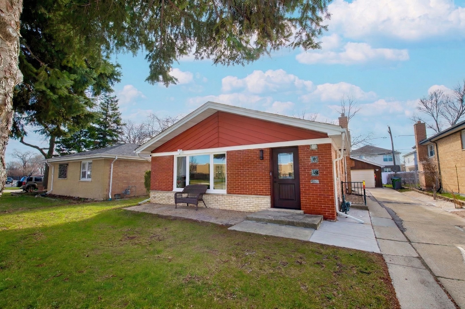 9342 Austin Avenue, Oak Lawn, IL 60453