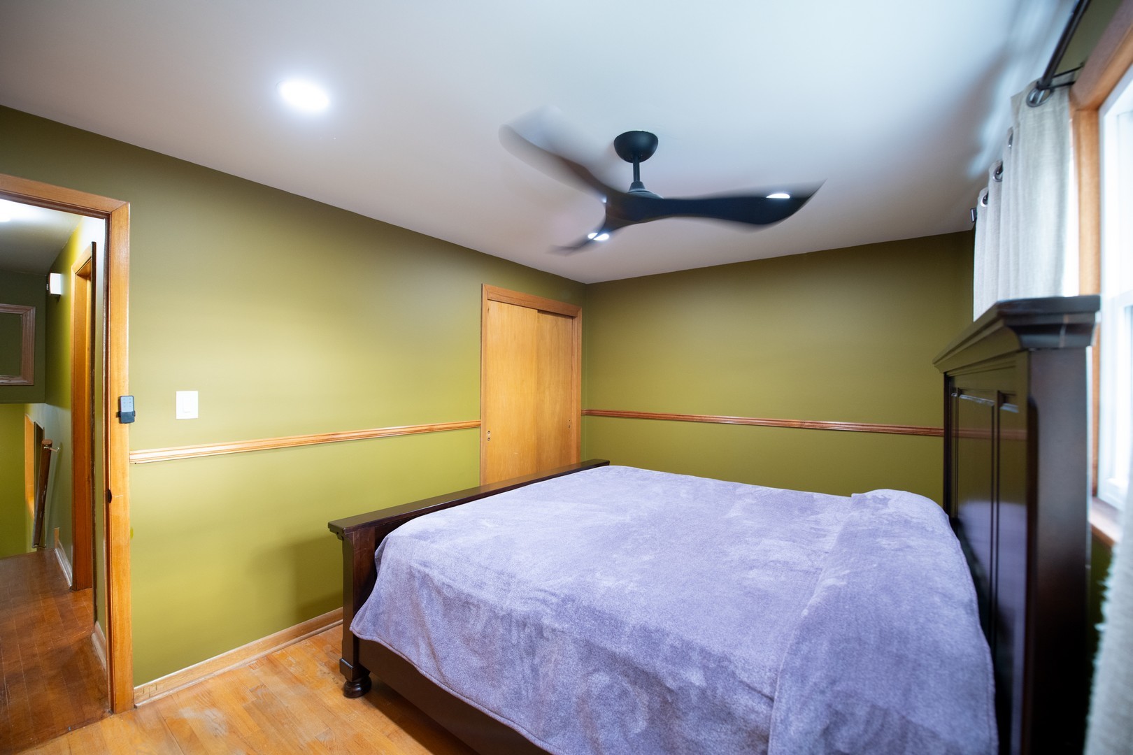 9342 Austin Avenue, Oak Lawn, IL 60453