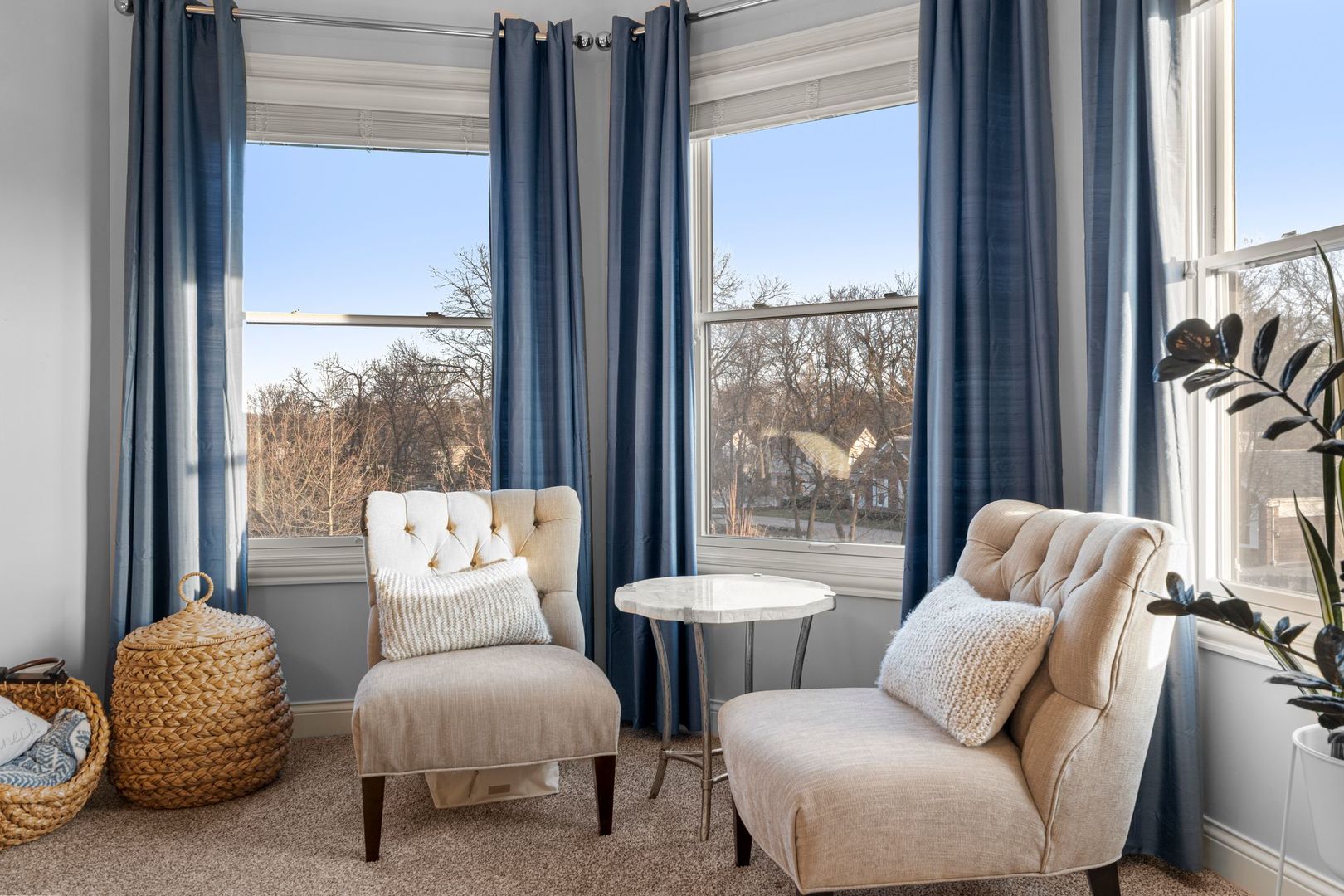 81 Landon Circle, Wheaton, IL 60189