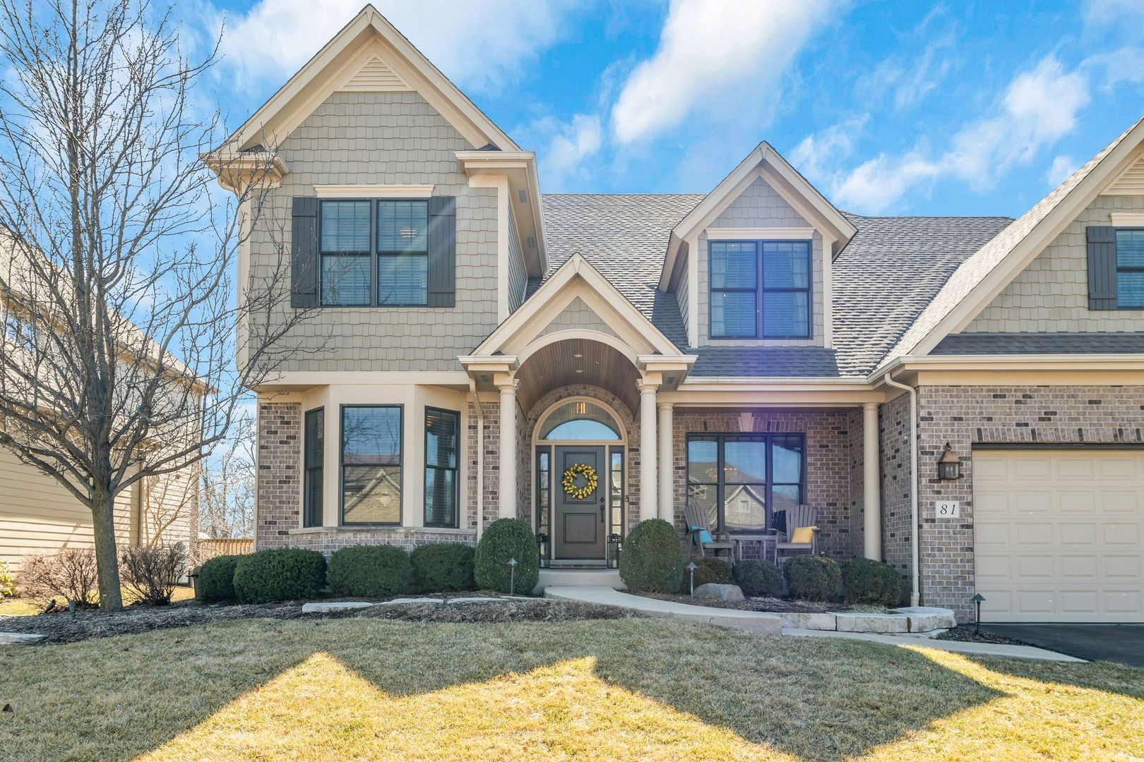 81 Landon Circle, Wheaton, IL 60189
