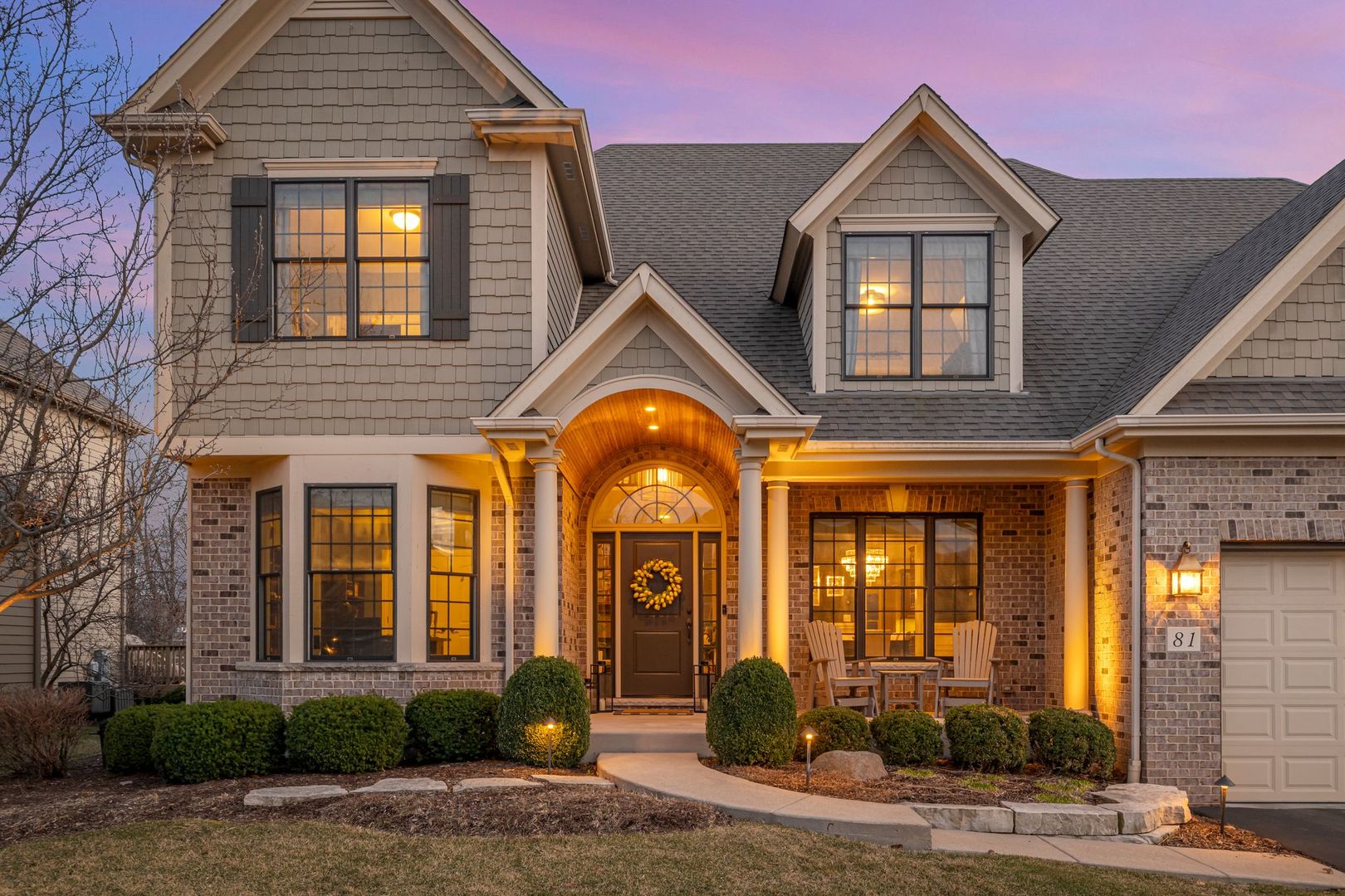 81 Landon Circle, Wheaton, IL 60189