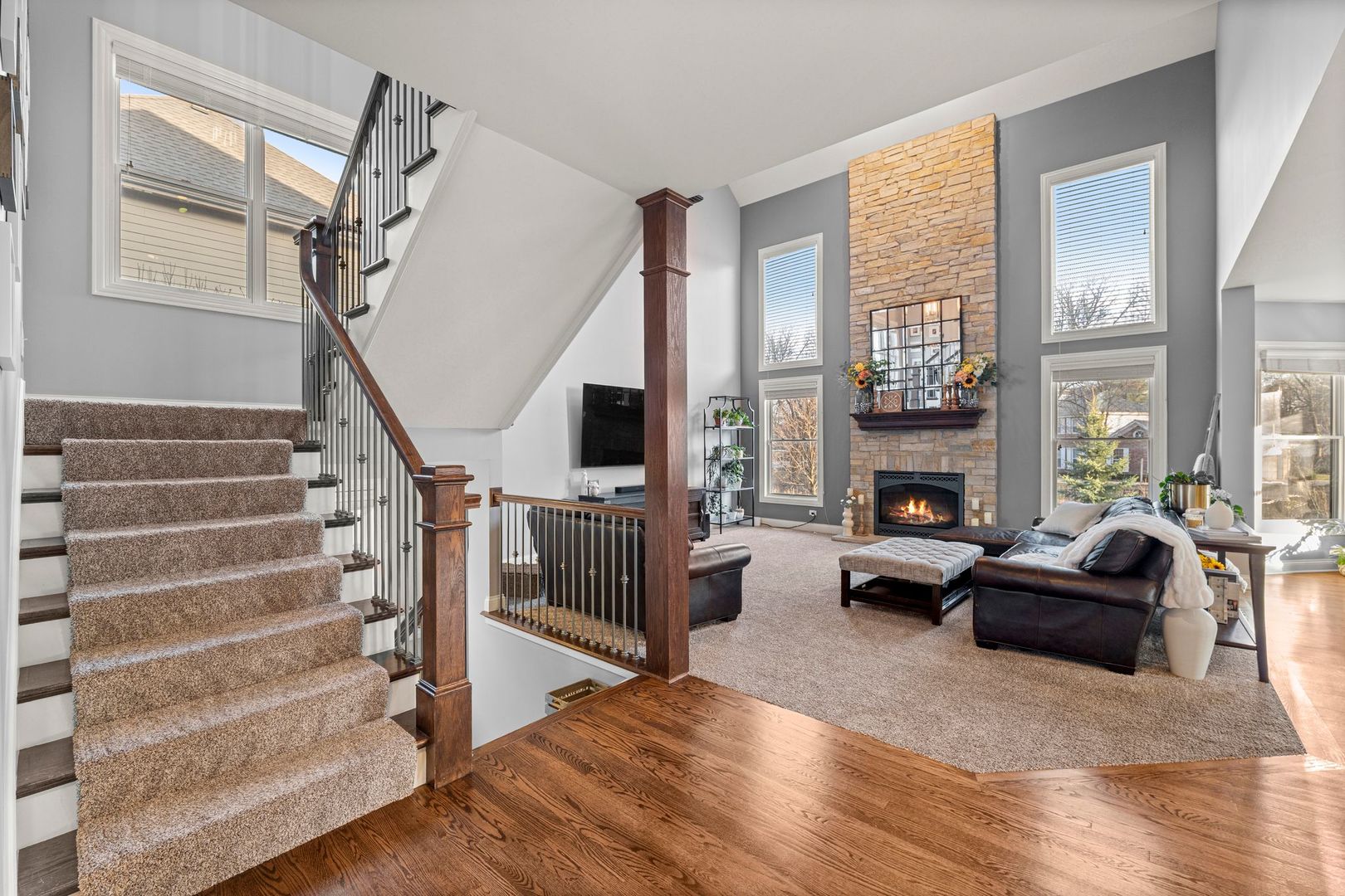 81 Landon Circle, Wheaton, IL 60189