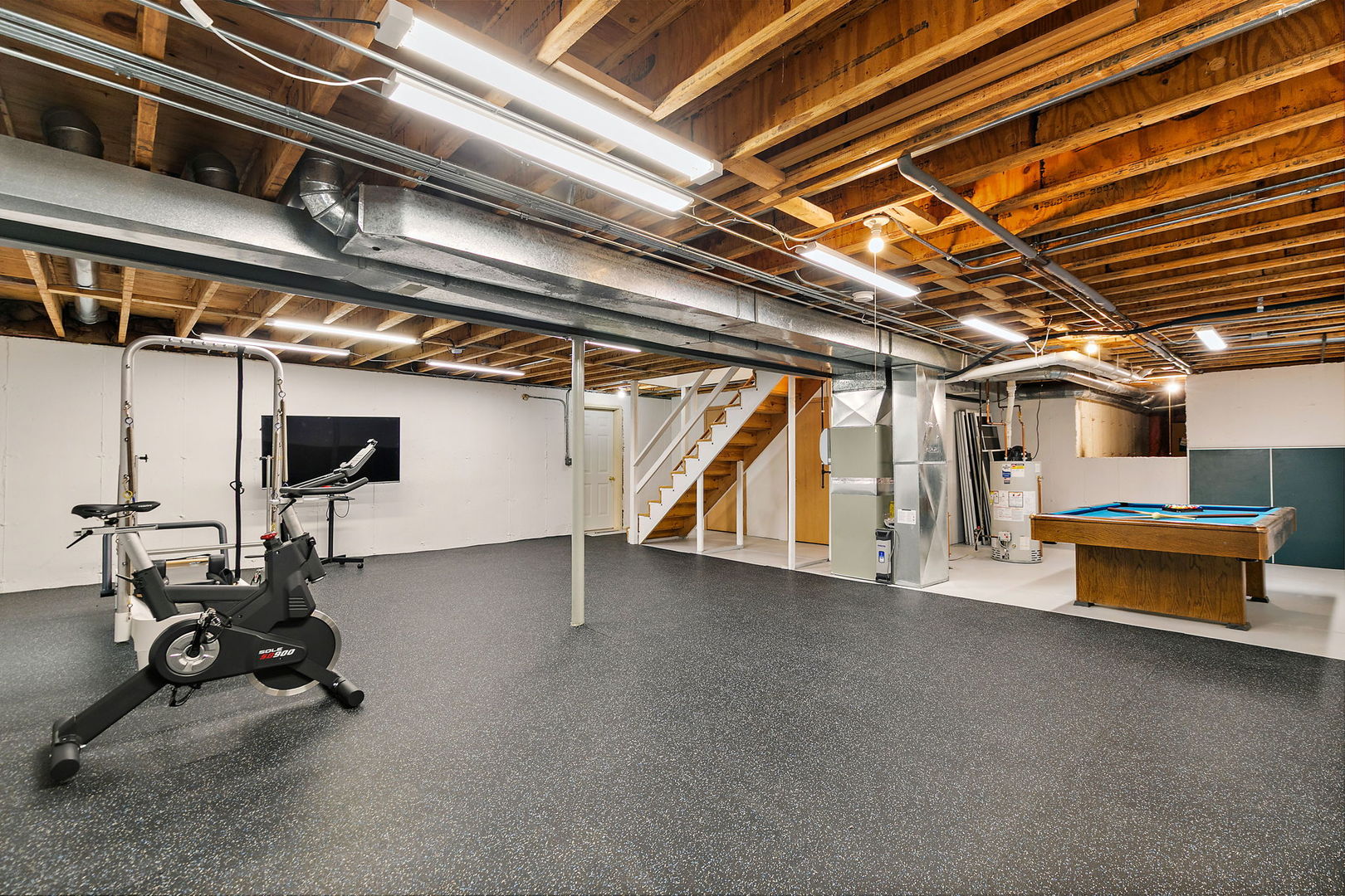 227 Lincoln Street, Schaumburg, IL 60194