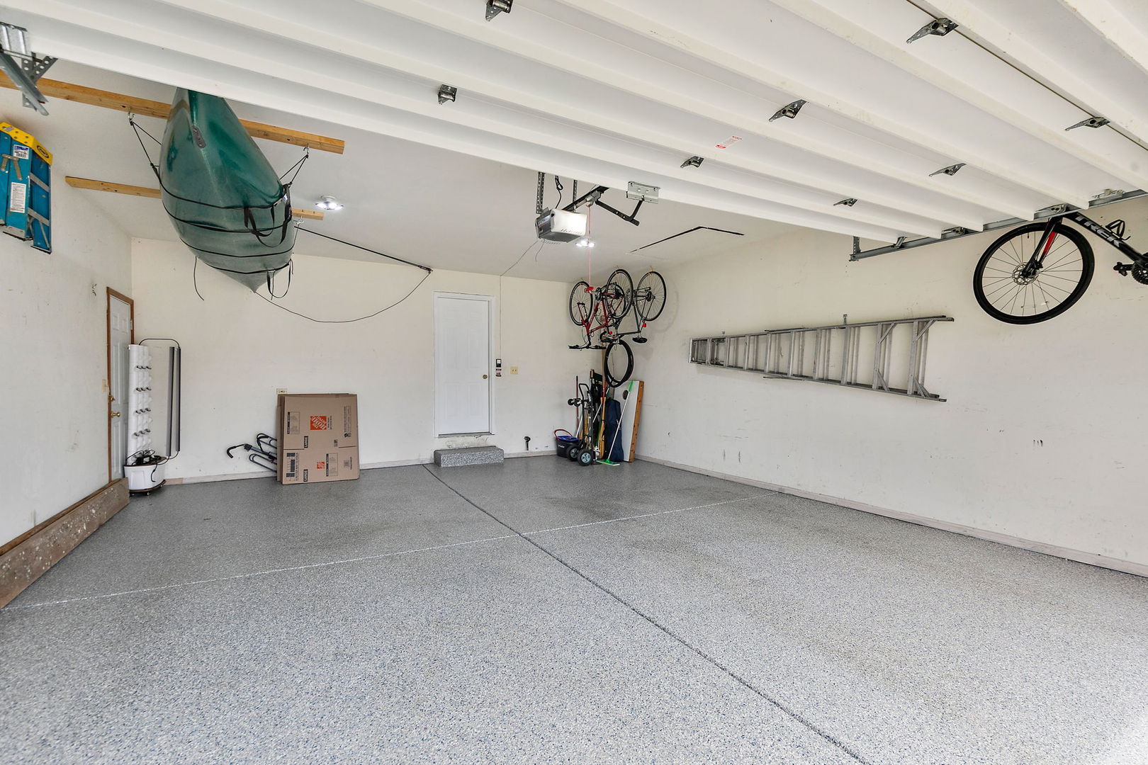 227 Lincoln Street, Schaumburg, IL 60194