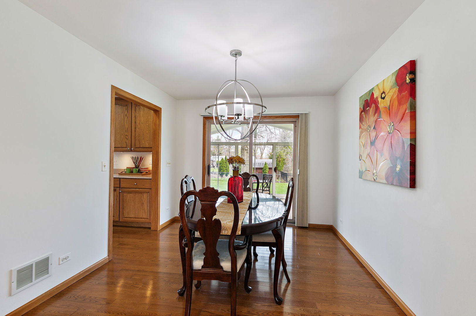 227 Lincoln Street, Schaumburg, IL 60194