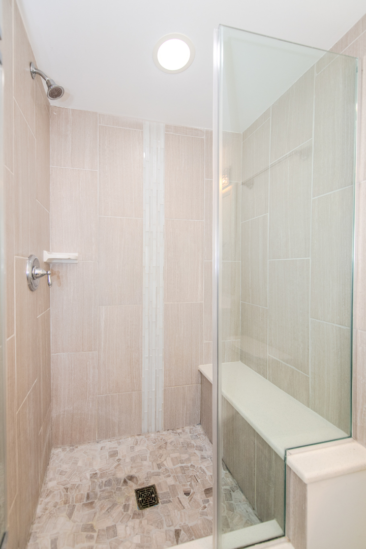 220 Hickory Street, Frankfort, IL 60423