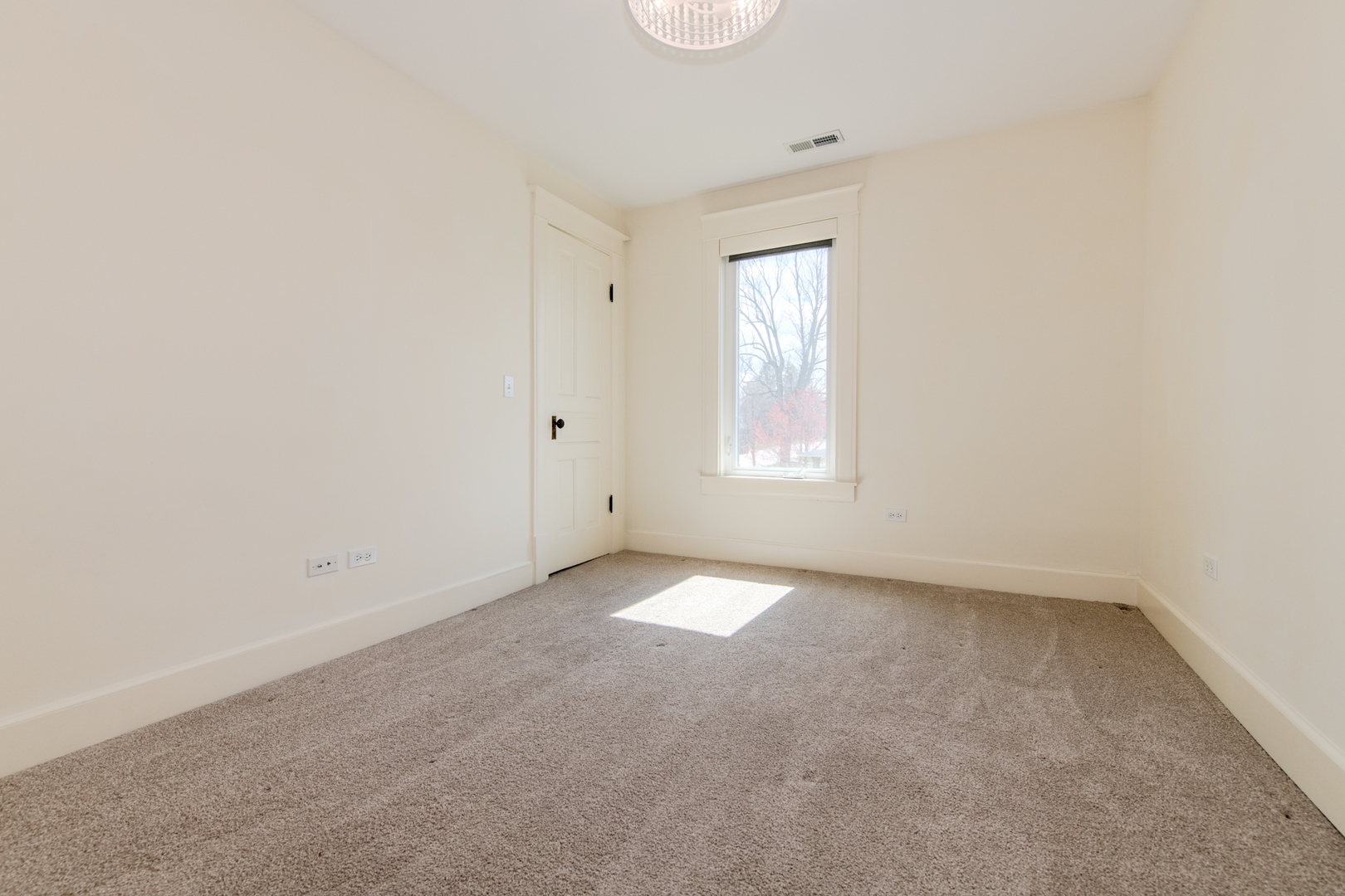 220 Hickory Street, Frankfort, IL 60423