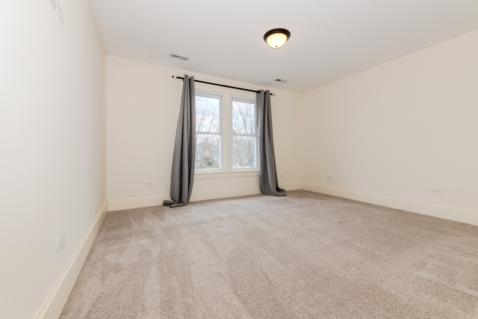 220 Hickory Street, Frankfort, IL 60423