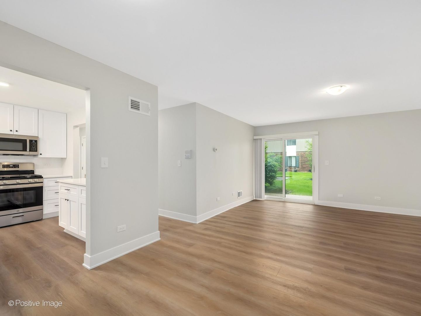 7360 Fairview Avenue #103, Downers Grove, IL 60516