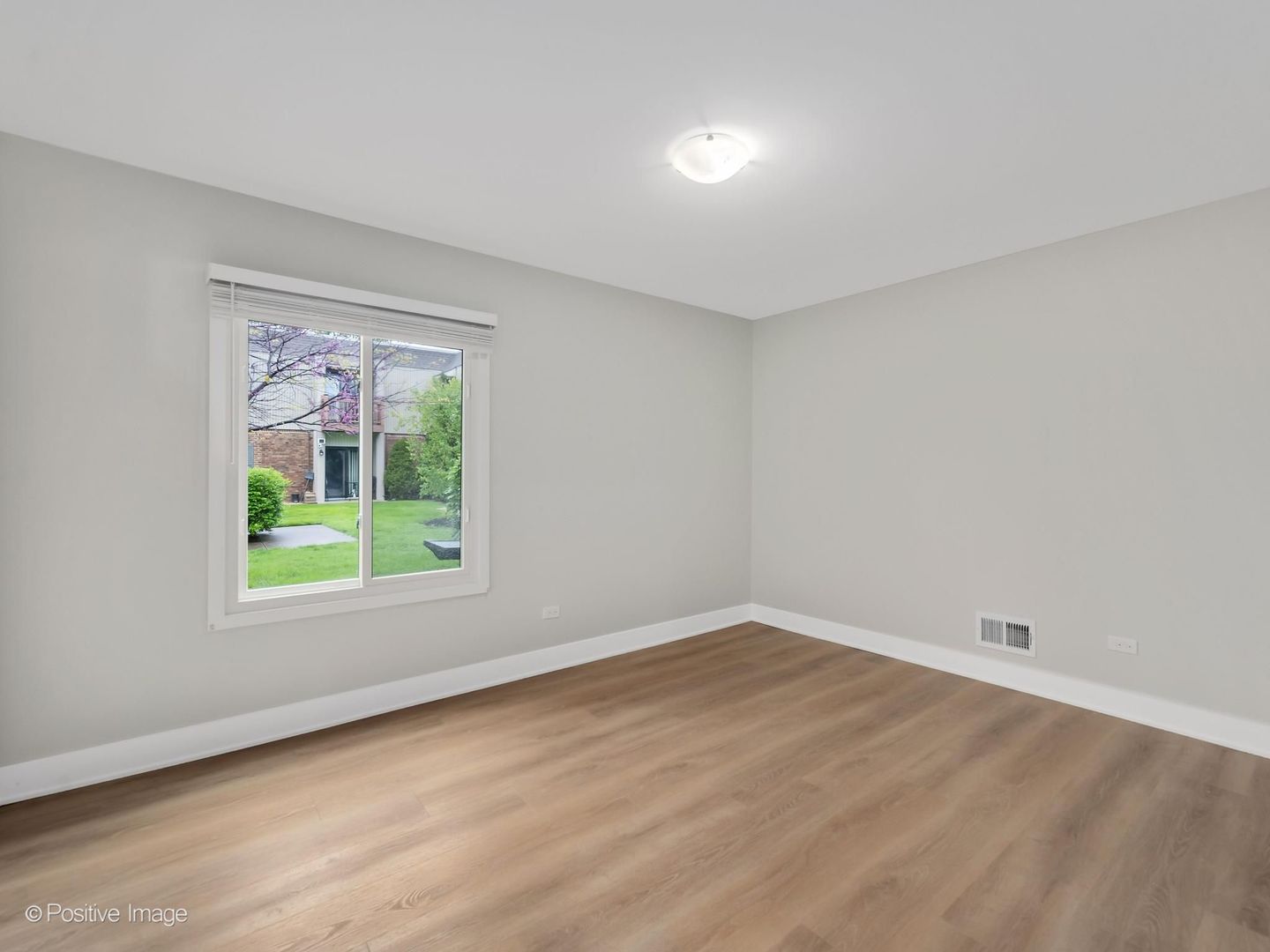 7360 Fairview Avenue #103, Downers Grove, IL 60516