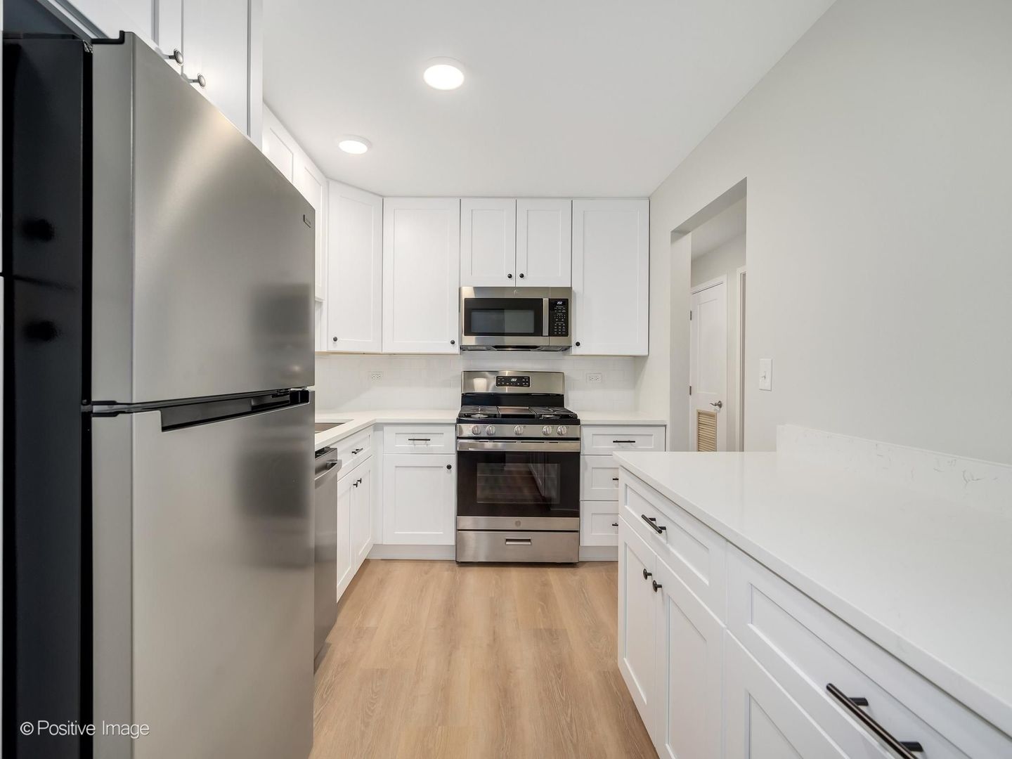 7360 Fairview Avenue #103, Downers Grove, IL 60516