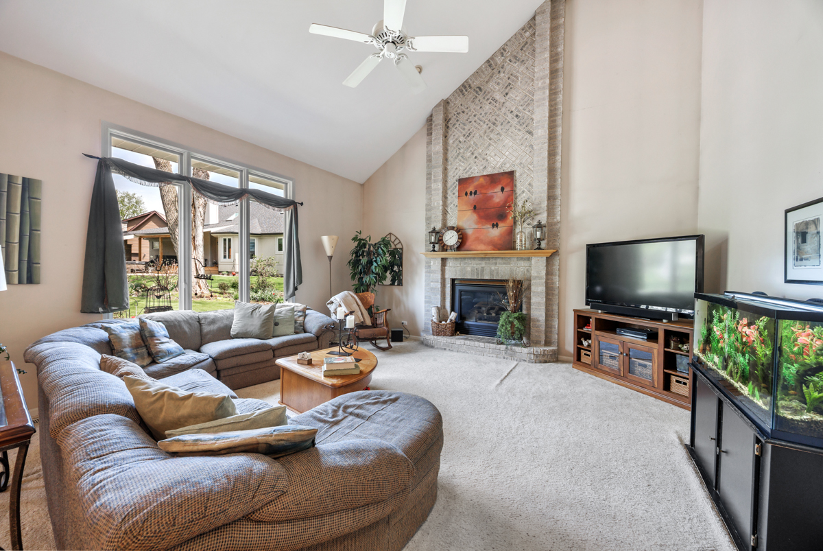 3203 Hickory Creek Drive, New Lenox, IL 60451