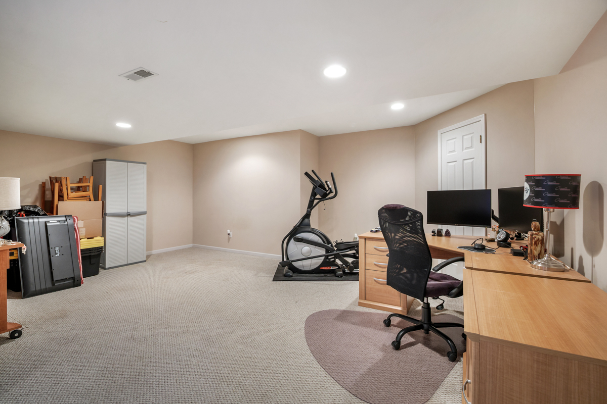 3203 Hickory Creek Drive, New Lenox, IL 60451