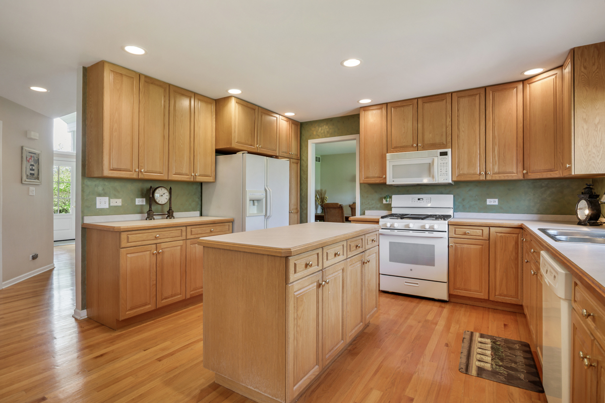 3203 Hickory Creek Drive, New Lenox, IL 60451