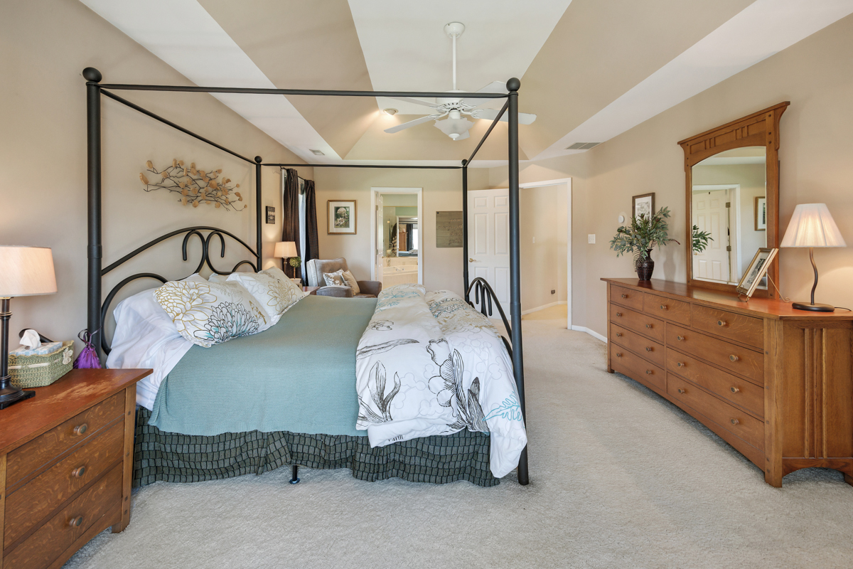 3203 Hickory Creek Drive, New Lenox, IL 60451