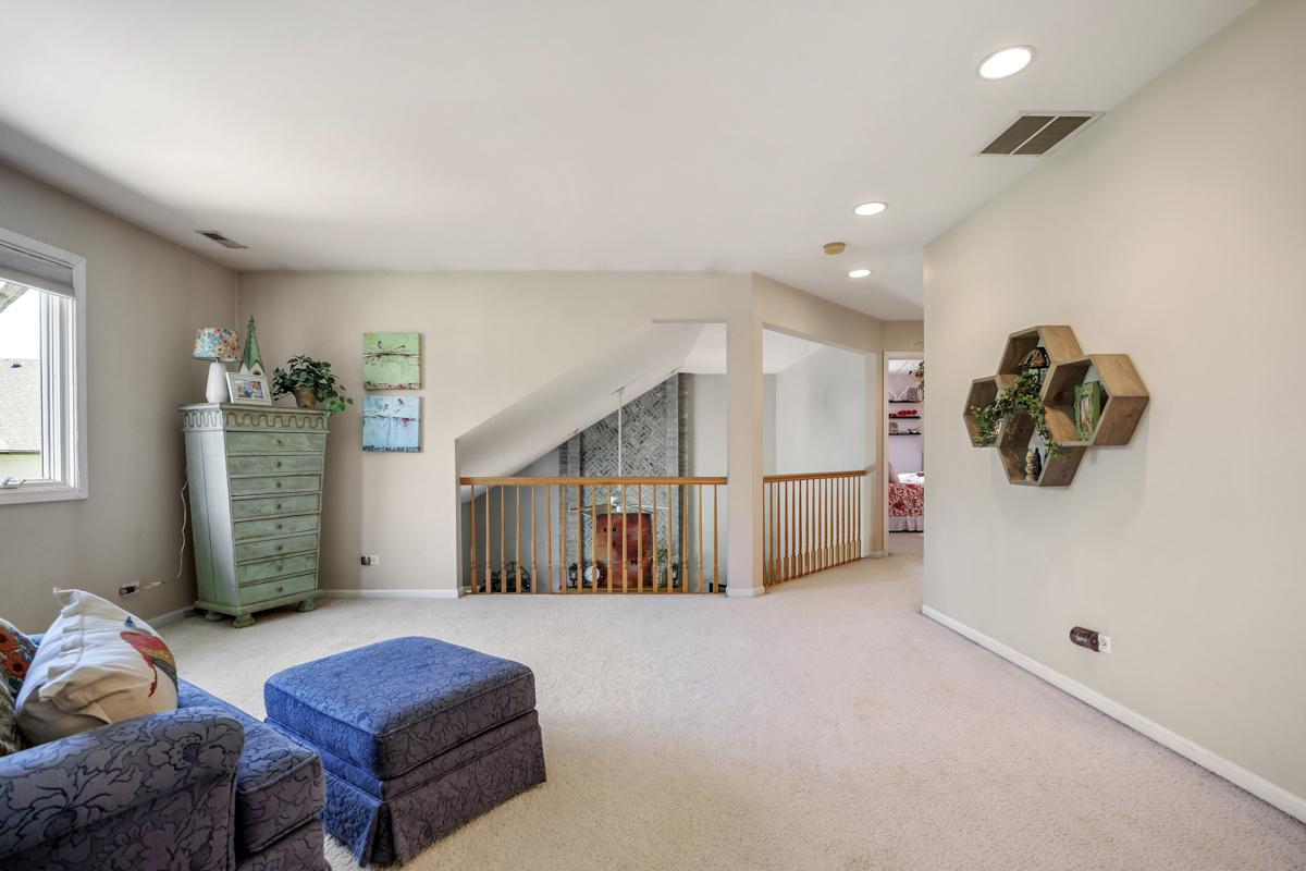 3203 Hickory Creek Drive, New Lenox, IL 60451