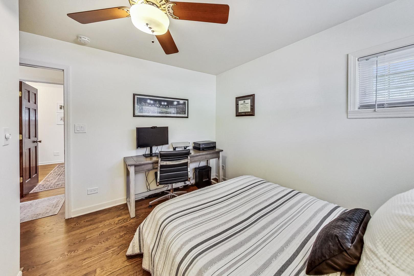 705 N County Line Road, Hinsdale, IL 60521