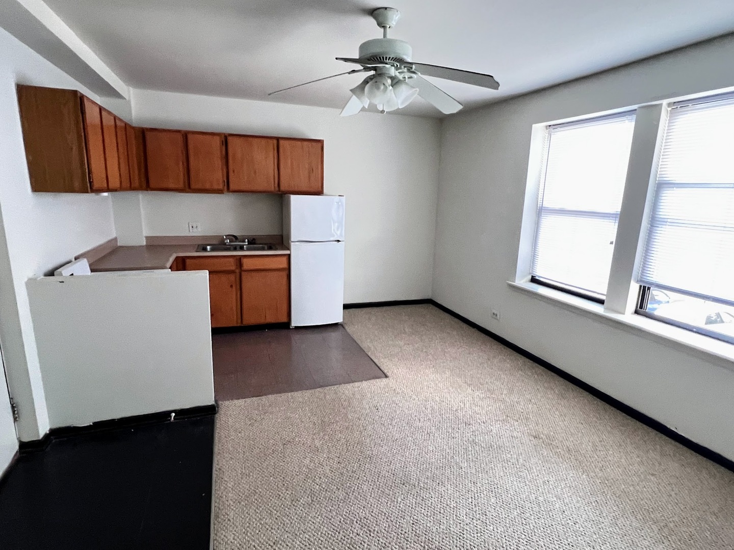 3933 N Clarendon Avenue #504, Chicago, IL 60613