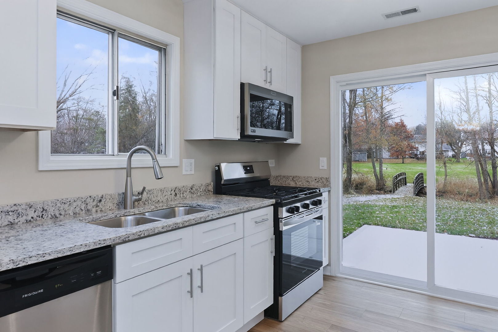 1314 Haverhill Circle, Naperville, IL 60563