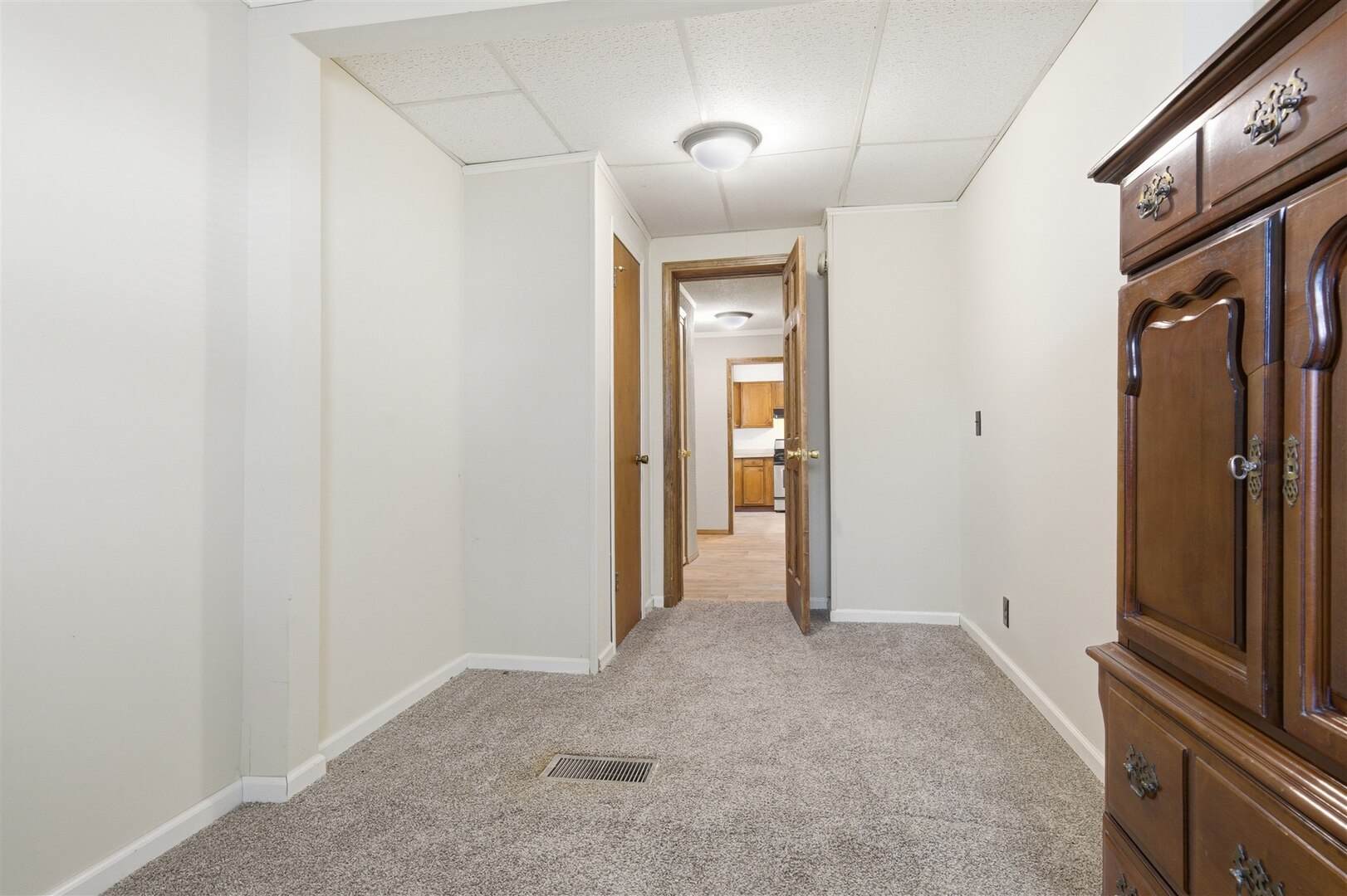 603 W Chestnut Street, Bloomington, IL 61701