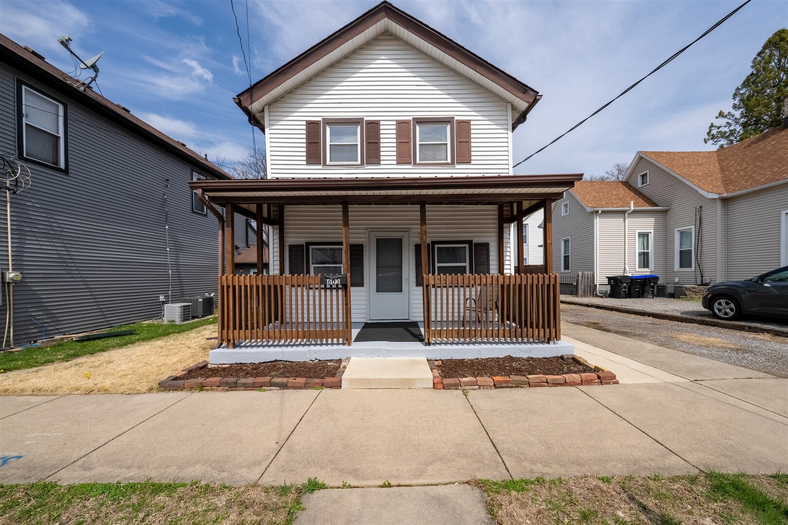 603 W Chestnut Street, Bloomington, IL 61701