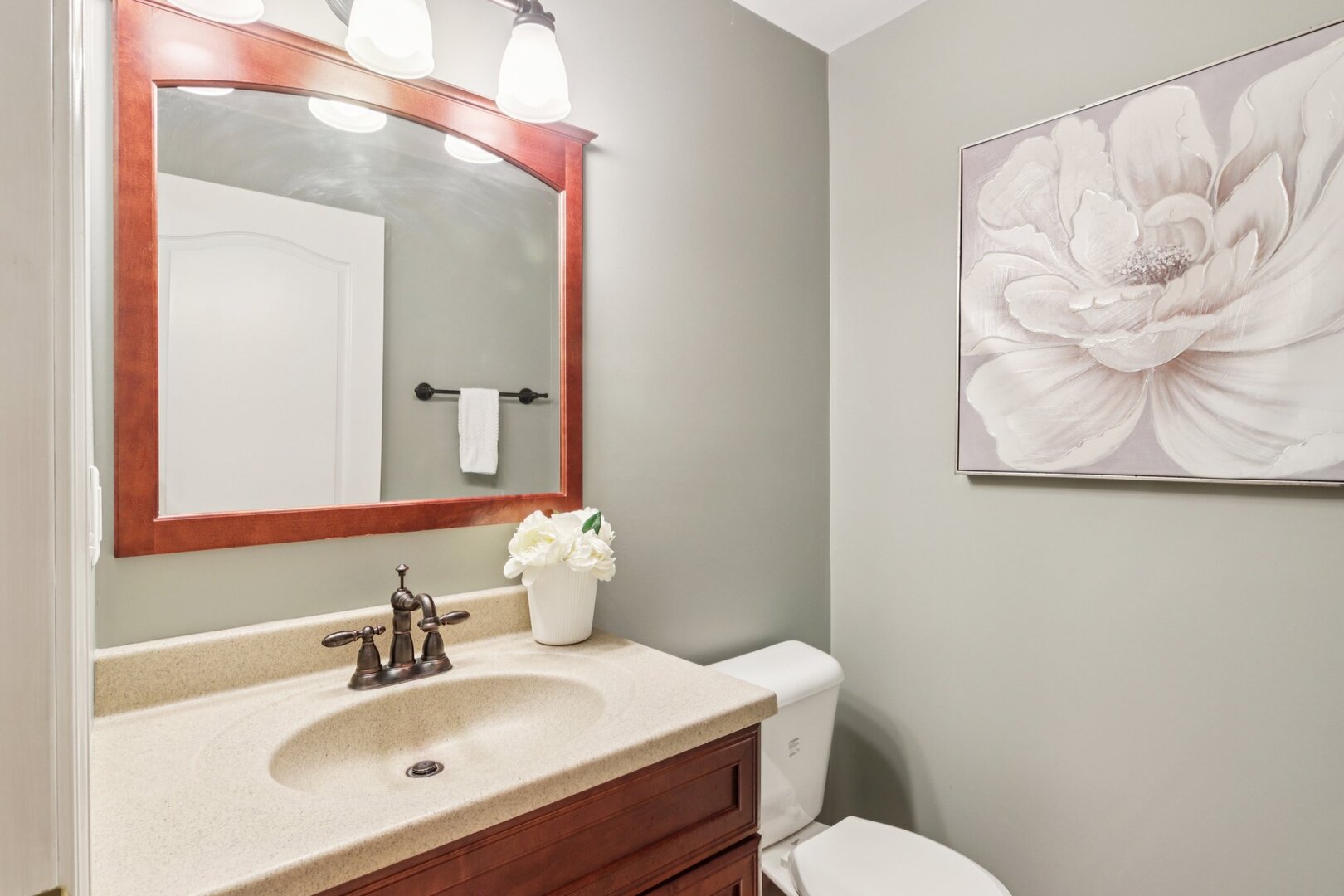 2415 Wembley Court, Gurnee, IL 60031