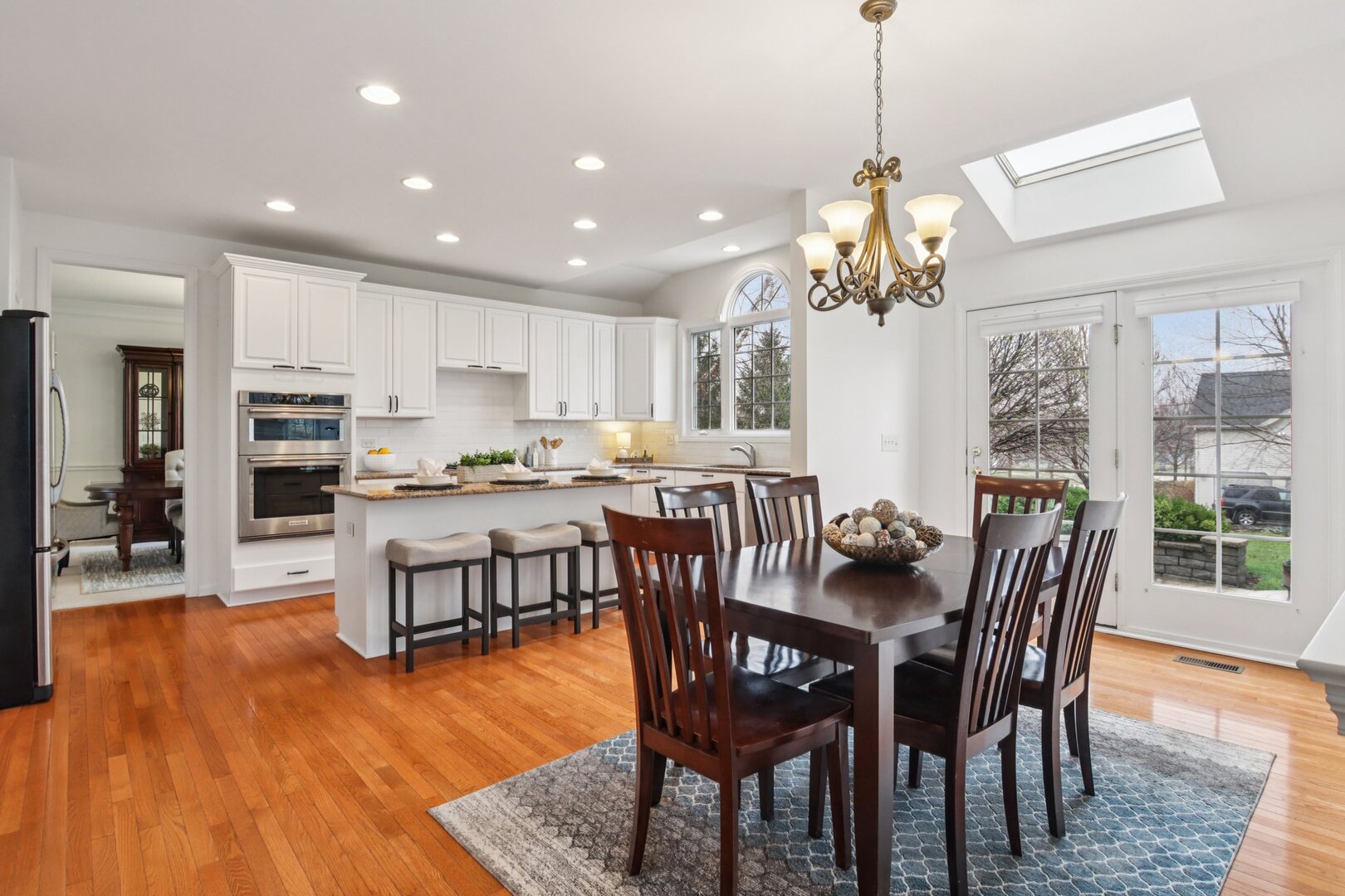 2415 Wembley Court, Gurnee, IL 60031