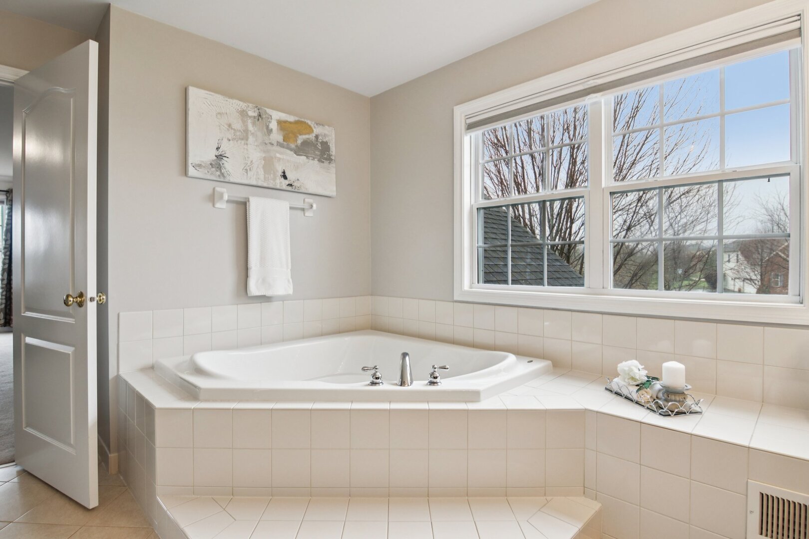 2415 Wembley Court, Gurnee, IL 60031