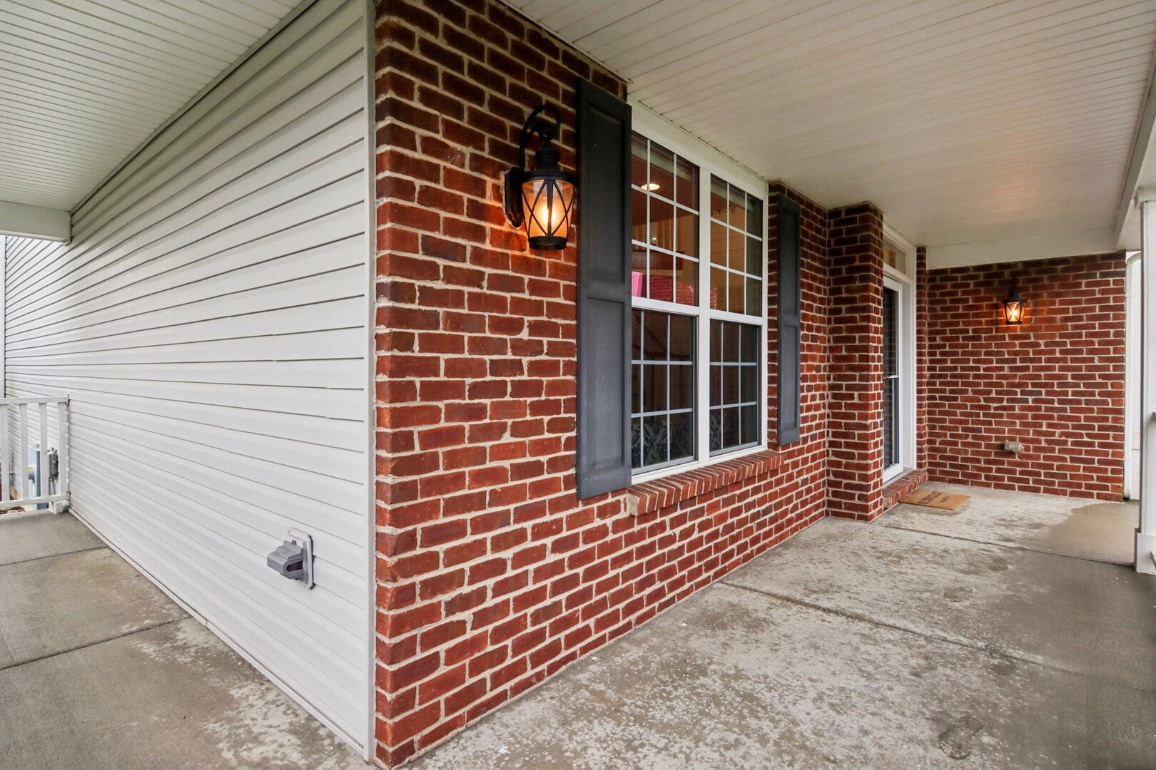 2415 Wembley Court, Gurnee, IL 60031