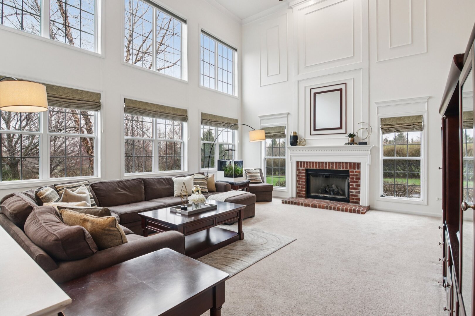 2415 Wembley Court, Gurnee, IL 60031