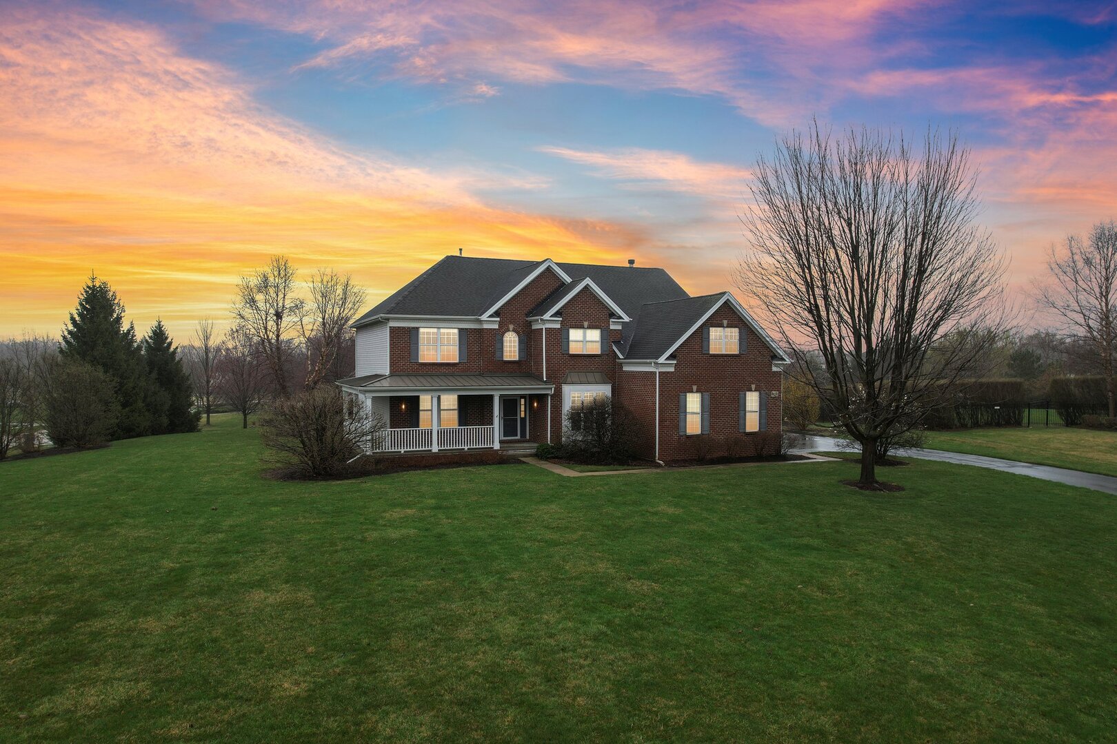 2415 Wembley Court, Gurnee, IL 60031