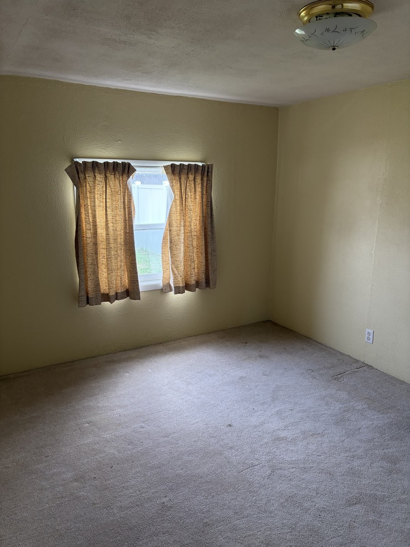 905 E North Street, Pontiac, IL 61764