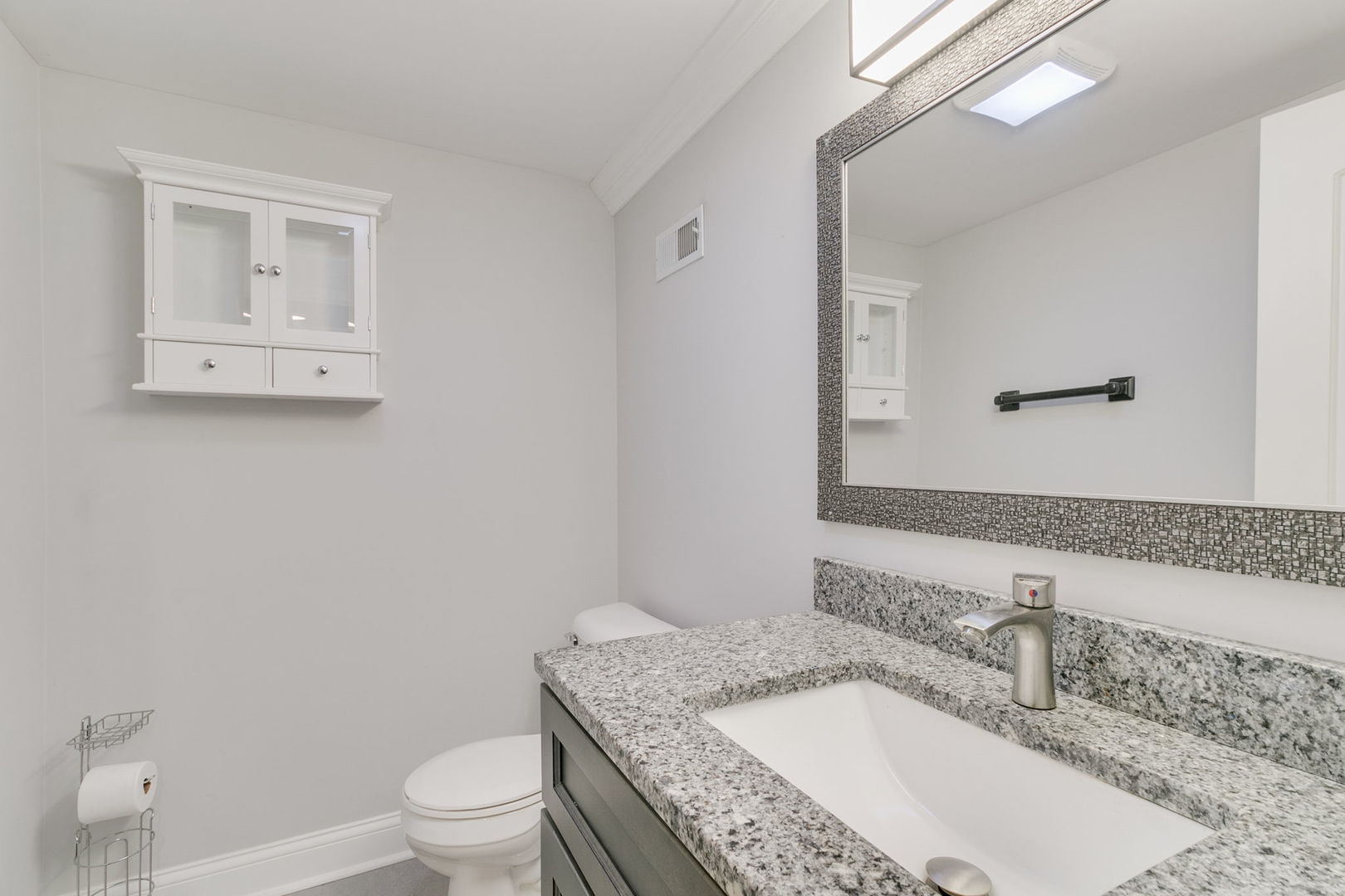 3239 Wesley Avenue, Berwyn, IL 60402