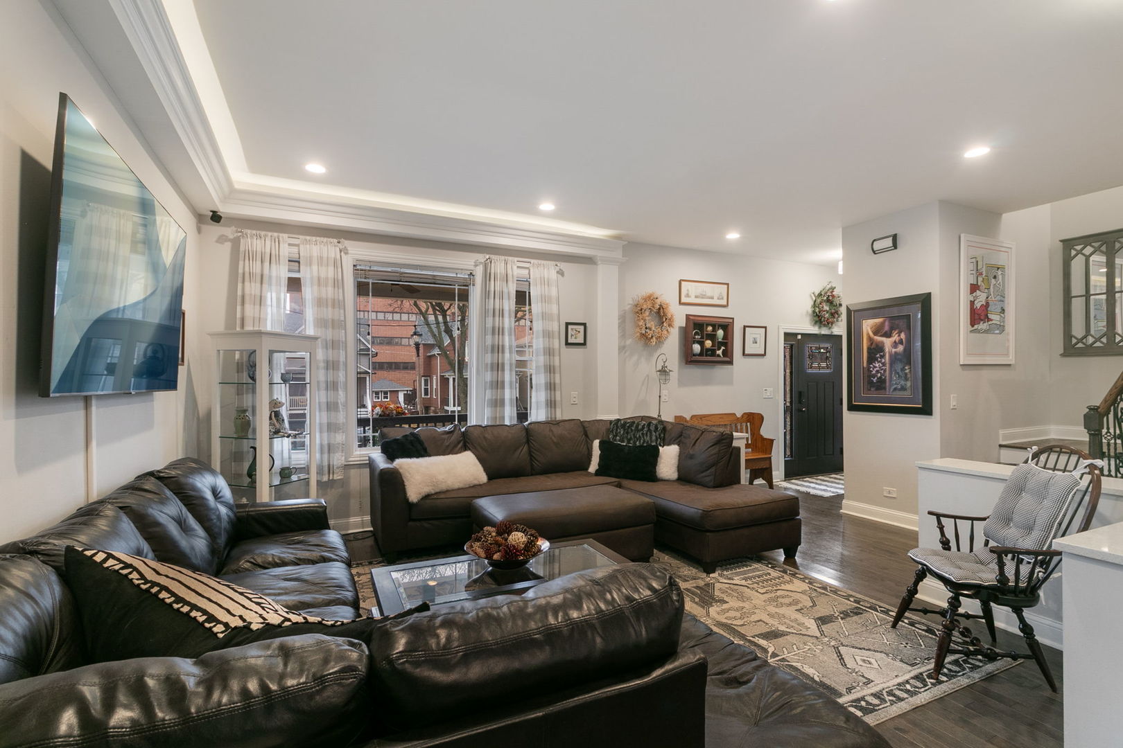 3239 Wesley Avenue, Berwyn, IL 60402