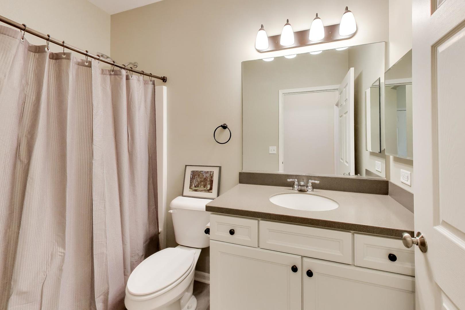 1824 Alta Drive, Volo, IL 60020