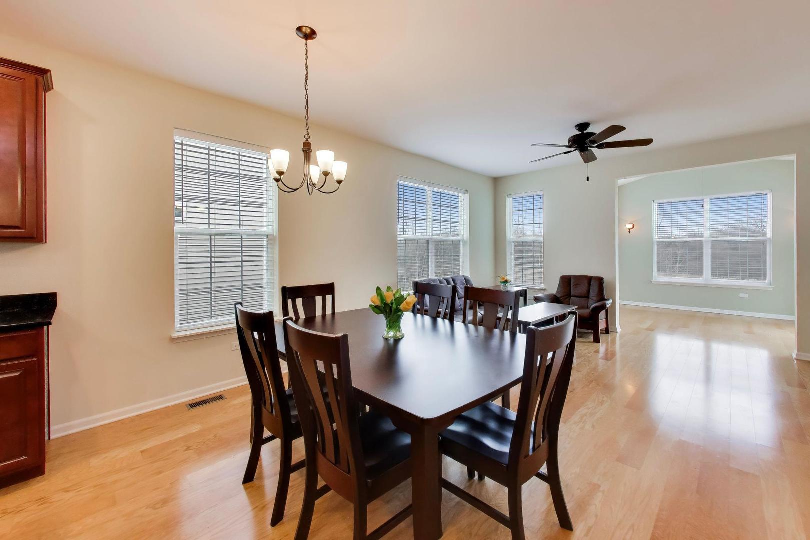 1824 Alta Drive, Volo, IL 60020