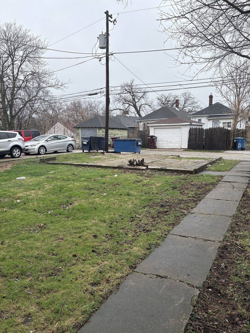 83 W 15th Street #2, Chicago Heights, IL 60411