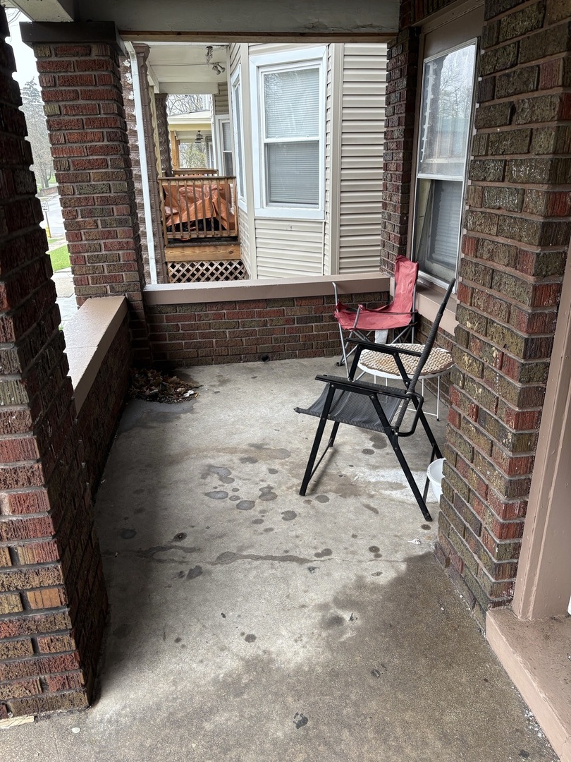 83 W 15th Street #2, Chicago Heights, IL 60411