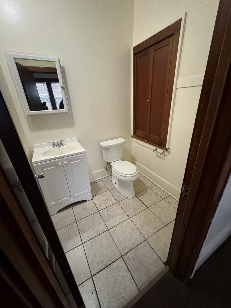 83 W 15th Street #2, Chicago Heights, IL 60411