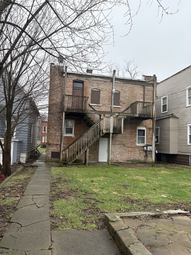 83 W 15th Street #2, Chicago Heights, IL 60411