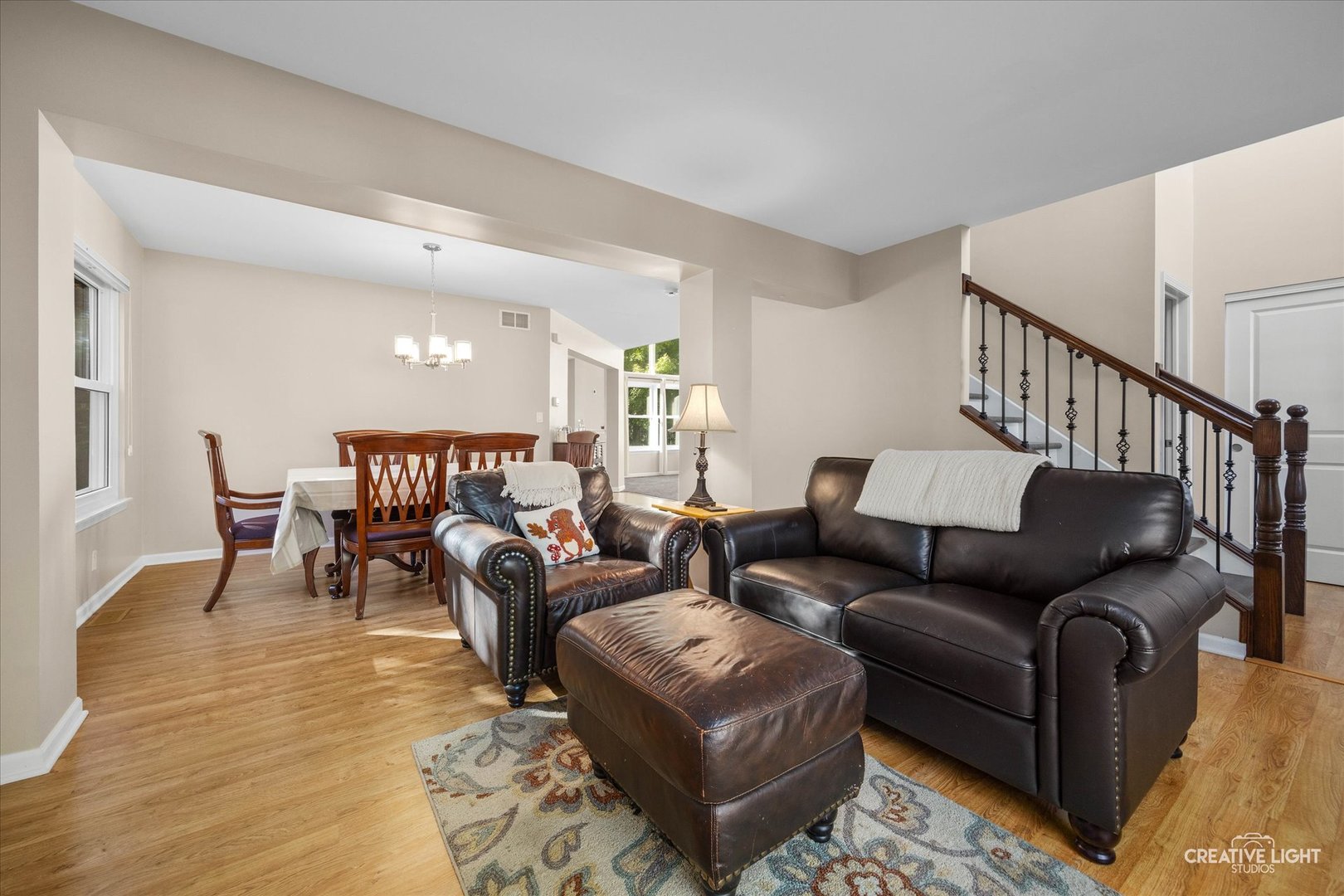 540 Waterford Drive, Oswego, IL 60543