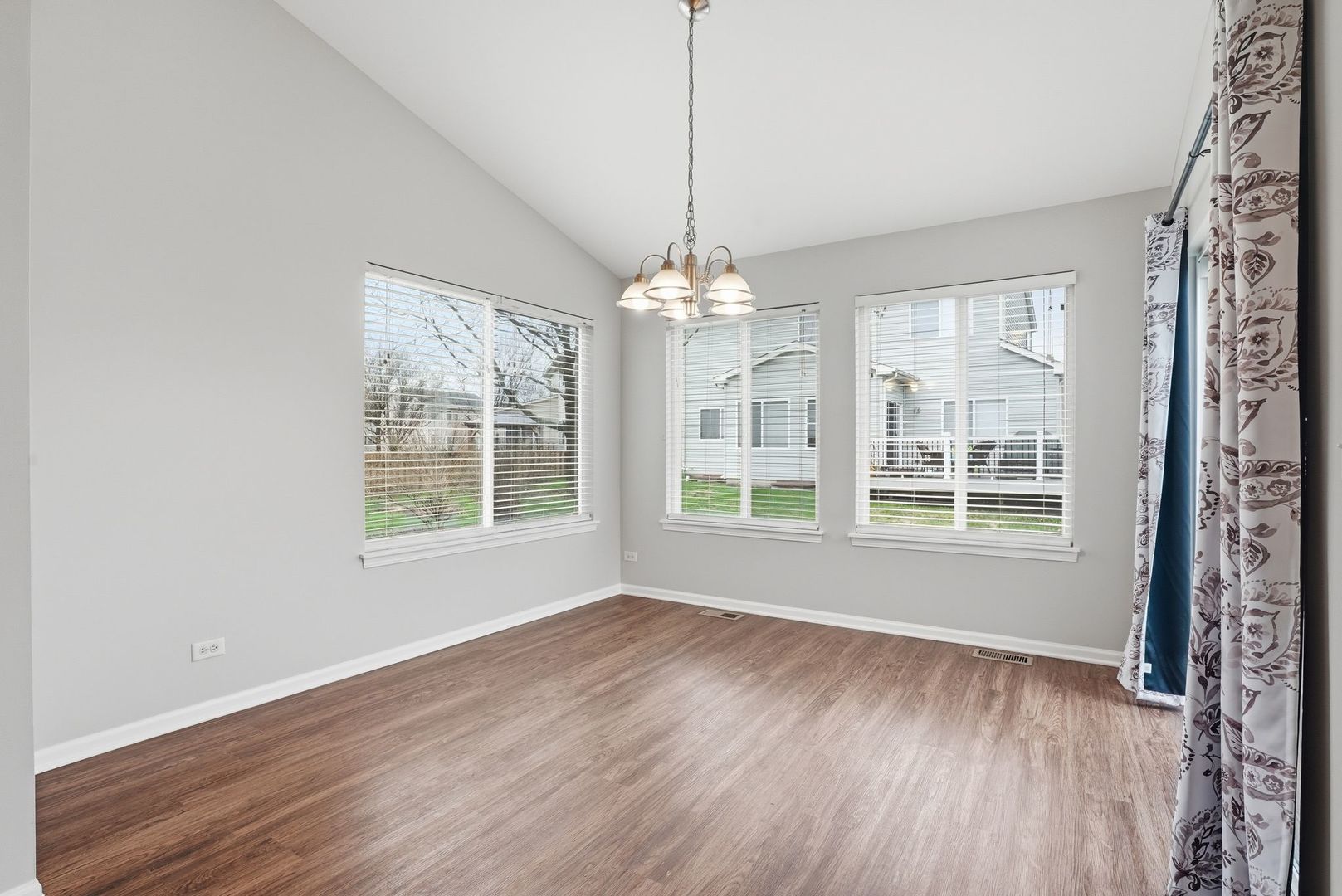 2647 PECOS Circle, Montgomery, IL 60538