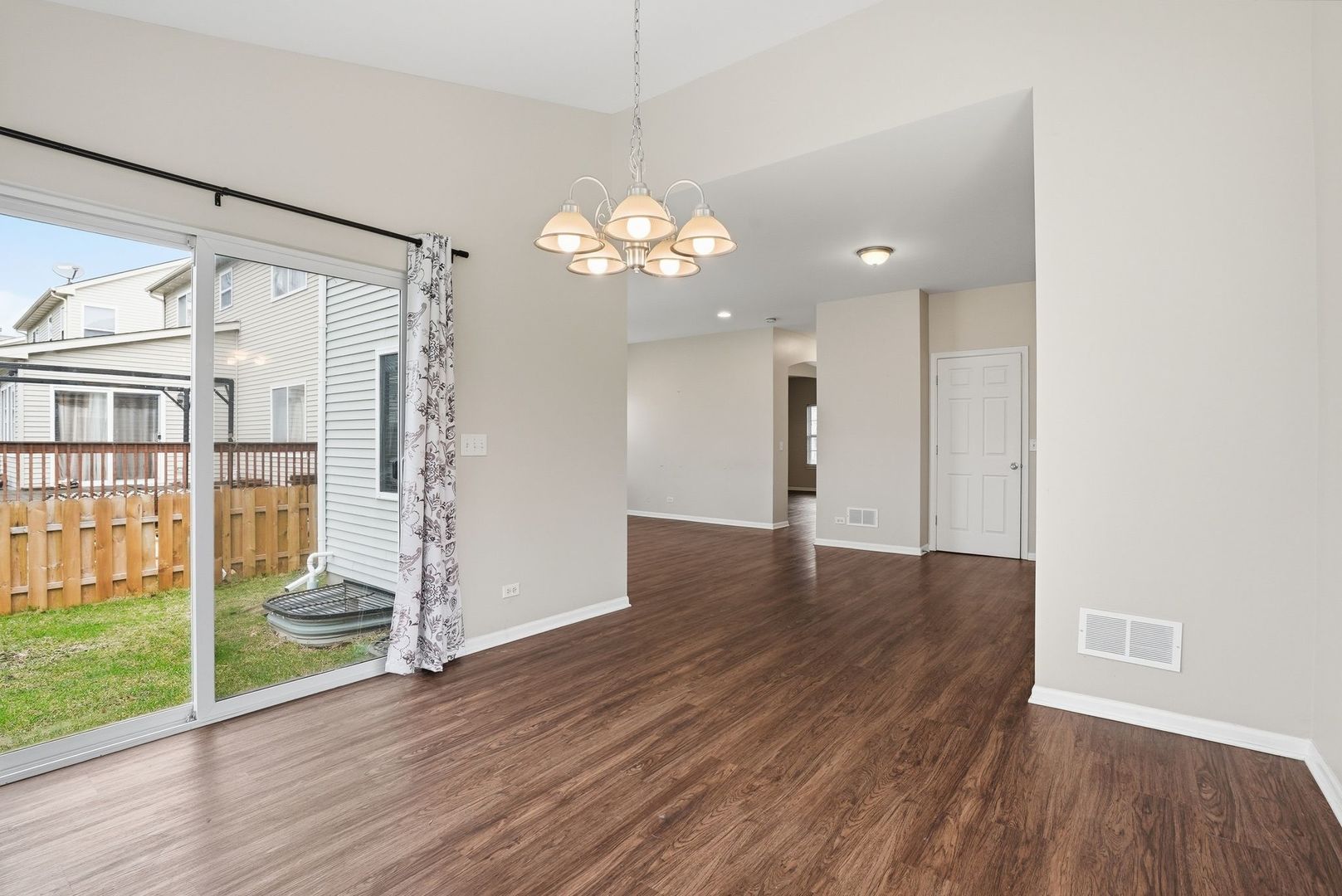 2647 PECOS Circle, Montgomery, IL 60538