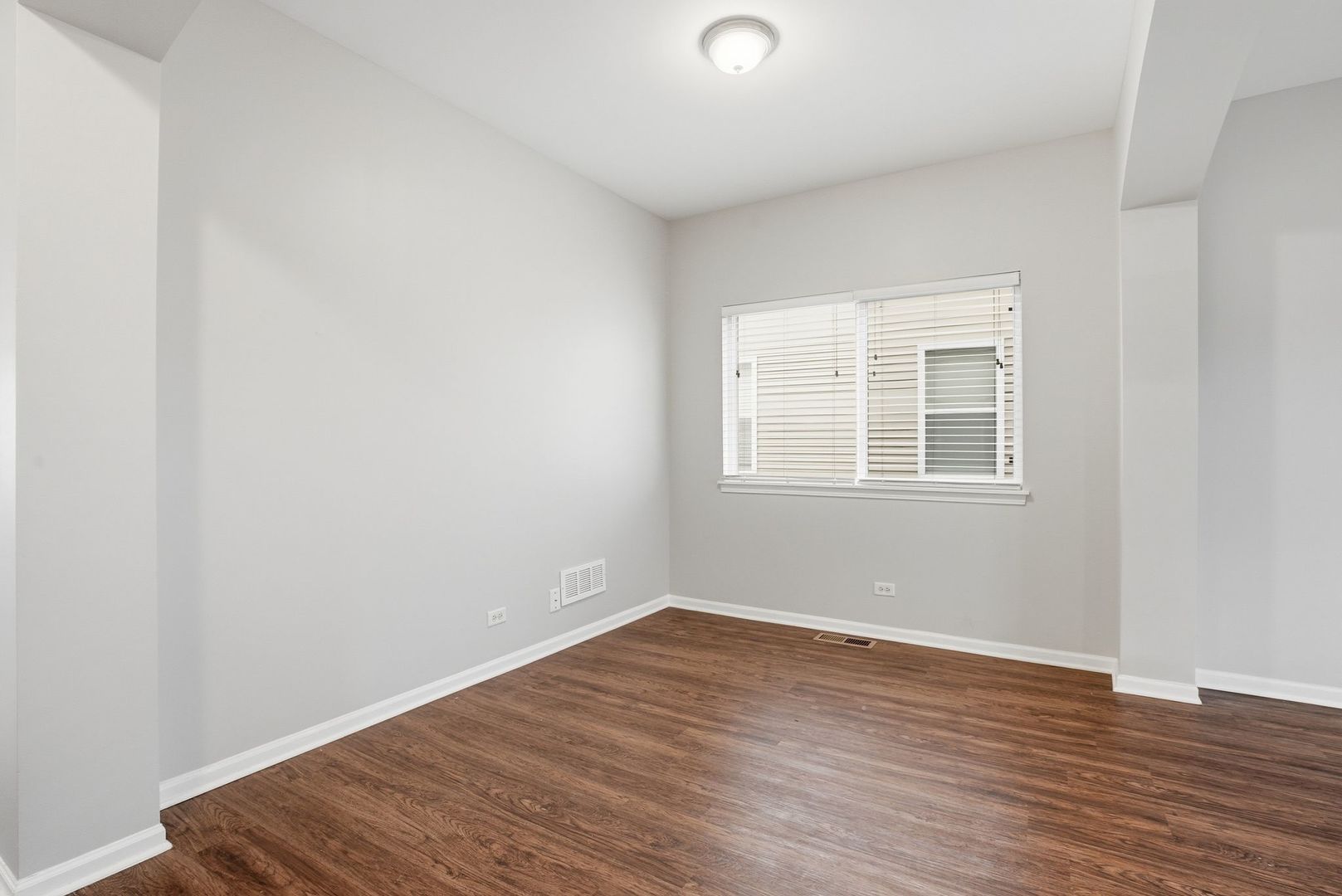 2647 PECOS Circle, Montgomery, IL 60538