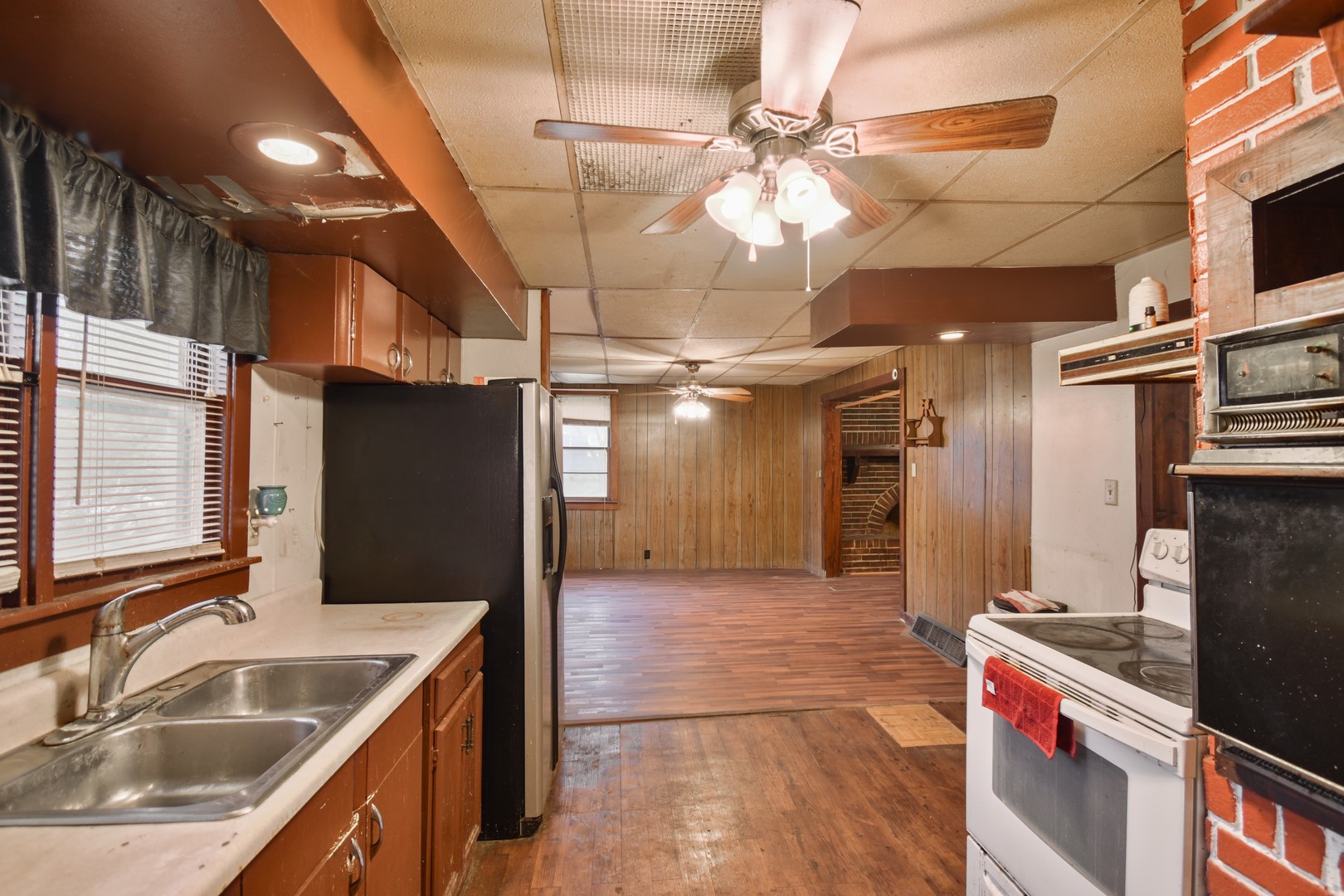 310 N 1st Street, Fairbury, IL 61739